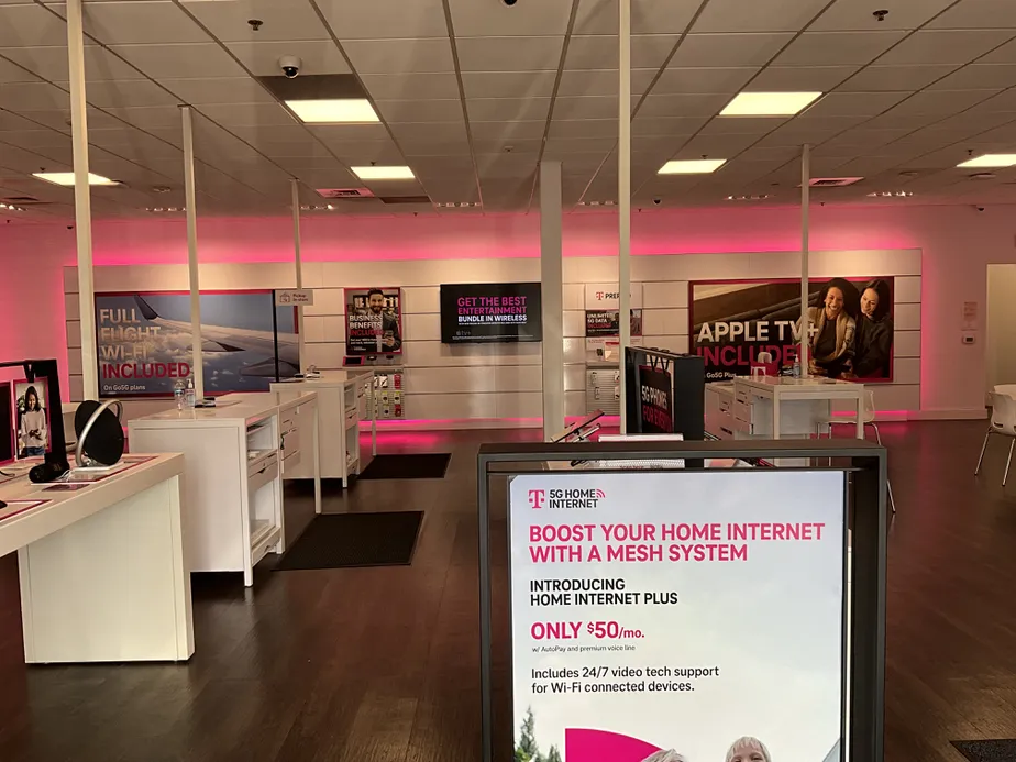  Interior photo of T-Mobile Store at Airport Road, Allentown, PA 