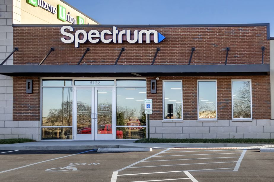 Spectrum - 4152 Towne Center Dr 