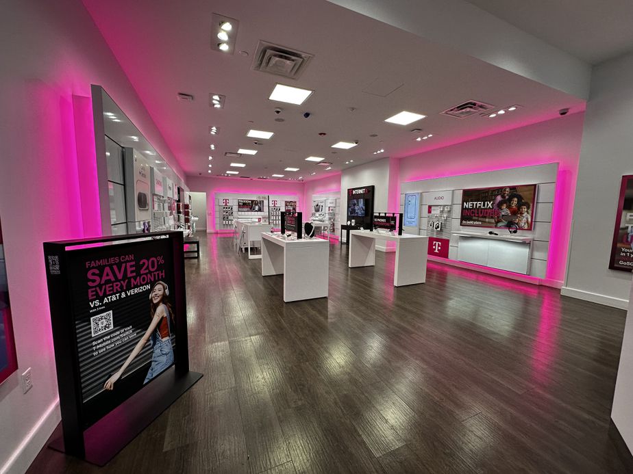 Interior photo of T-Mobile Store at City Creek Center, Salt Lake City, UT