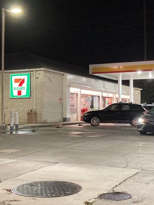 Image gallery for 7-Eleven