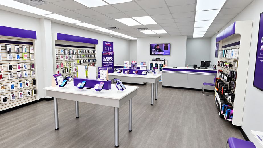 Metro by T-Mobile 4560 S Tamiami Trail - 4560 S Tamiami Trail 