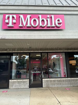 T-Mobile Authorized Retailer