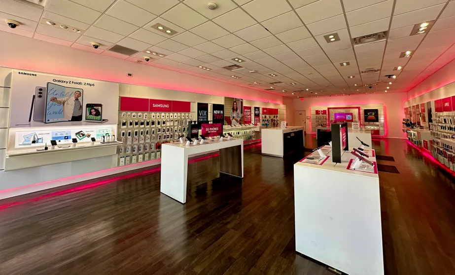 Interior photo of T-Mobile Store at Indiantown Rd & Pennock Ln, Jupiter, FL