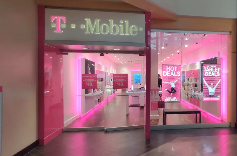 Exterior photo of T-Mobile store at Perimeter Mall In-line, Atlanta, GA