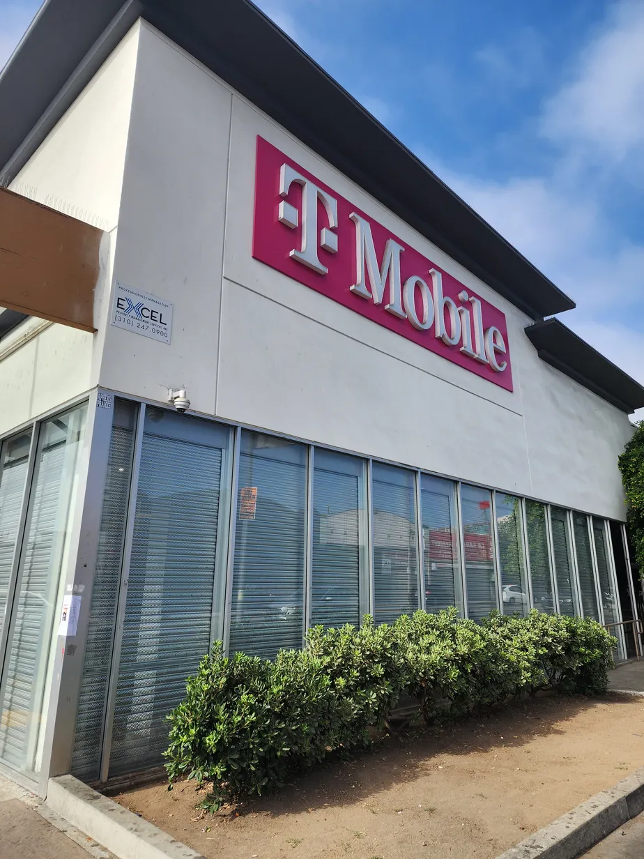 Exterior photo of T-Mobile Store at Santa Monica & Western, Los Angeles, CA