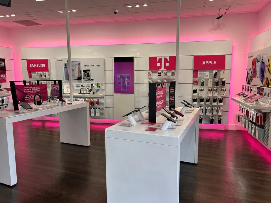  Interior photo of T-Mobile Store at Ximeno & PCH, Long Beach, CA 