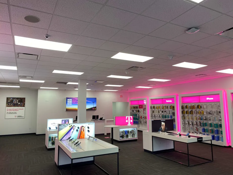 Interior photo of T-Mobile Store at Lindell Blvd & McPherson Ave, St Louis, MO