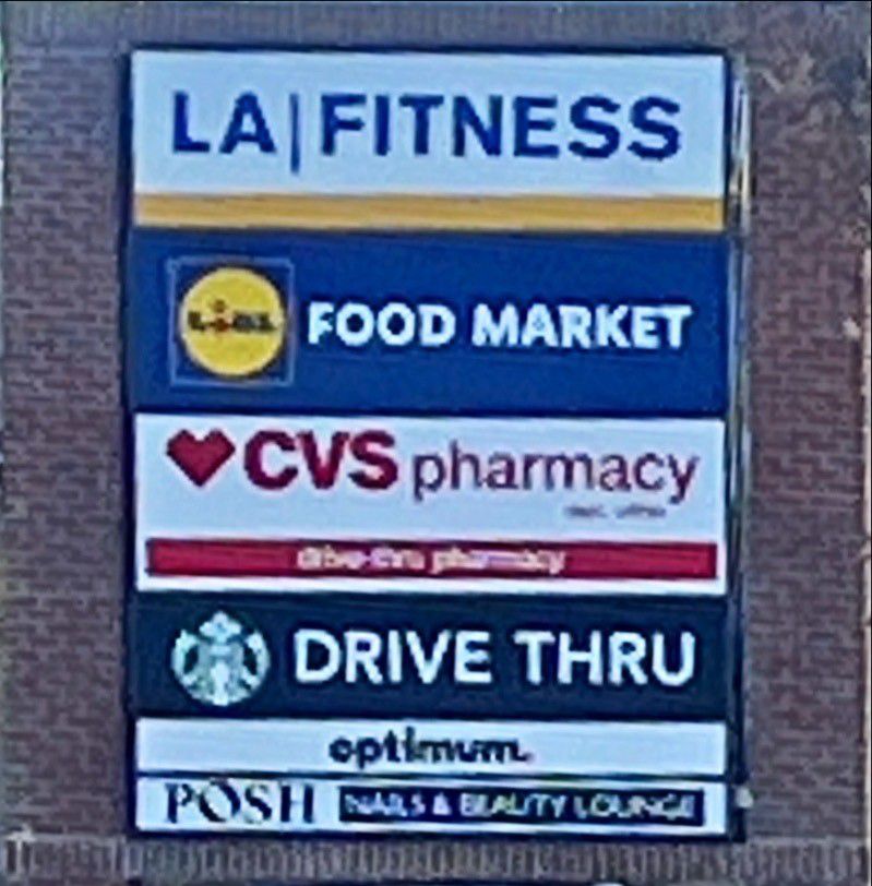 Bayonne - Goldsborough 8490 Pylon Monument store.jpg