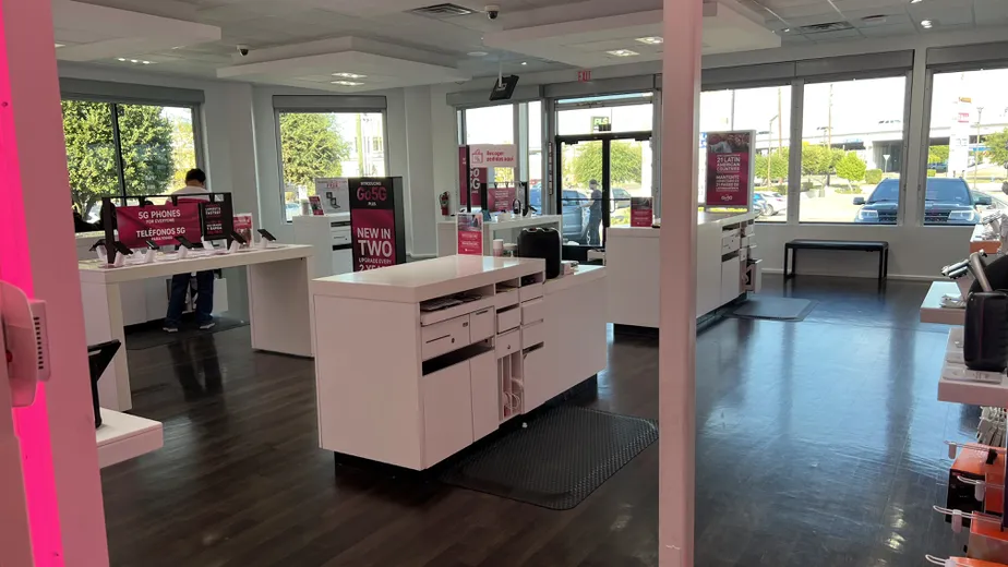 Interior photo of T-Mobile Store at Hwy 59 & W Bellfort, Houston, TX
