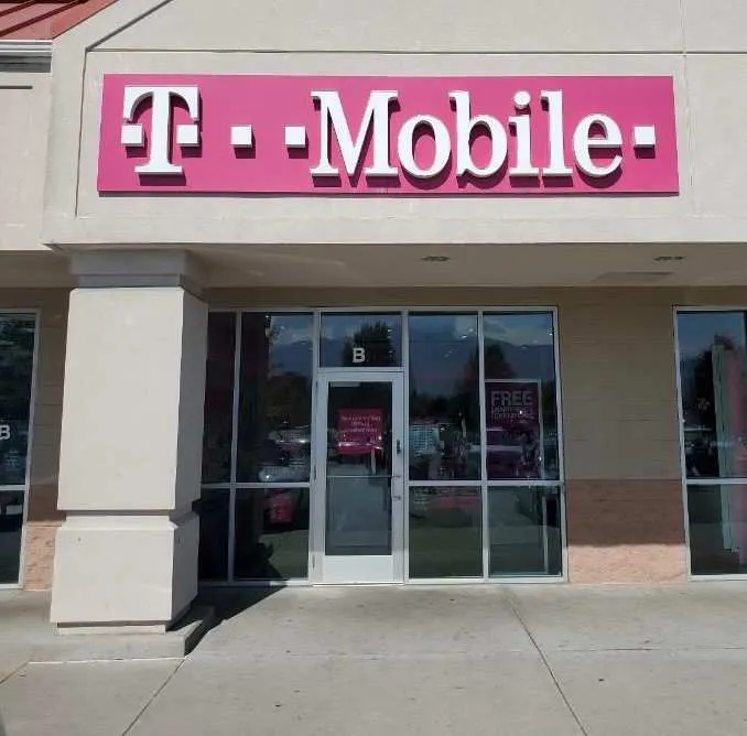 Exterior photo of T-Mobile store at Cross Towne, Salt Lake City, UT