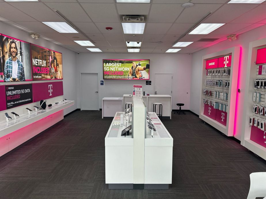 Interior photo of T-Mobile Store at Dillon Ridge Rd & US Highway 6, Dillon, CO
