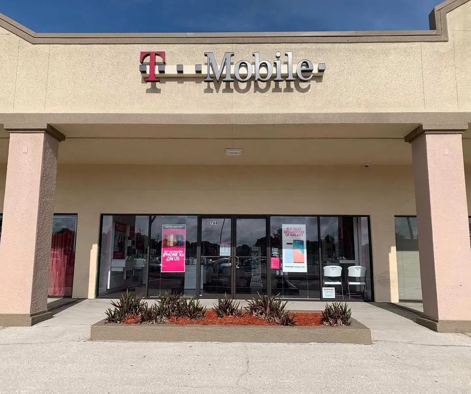 Exterior photo of T-Mobile store at W Dr Mlk Jr & S Parsons Ave, Seffner, FL