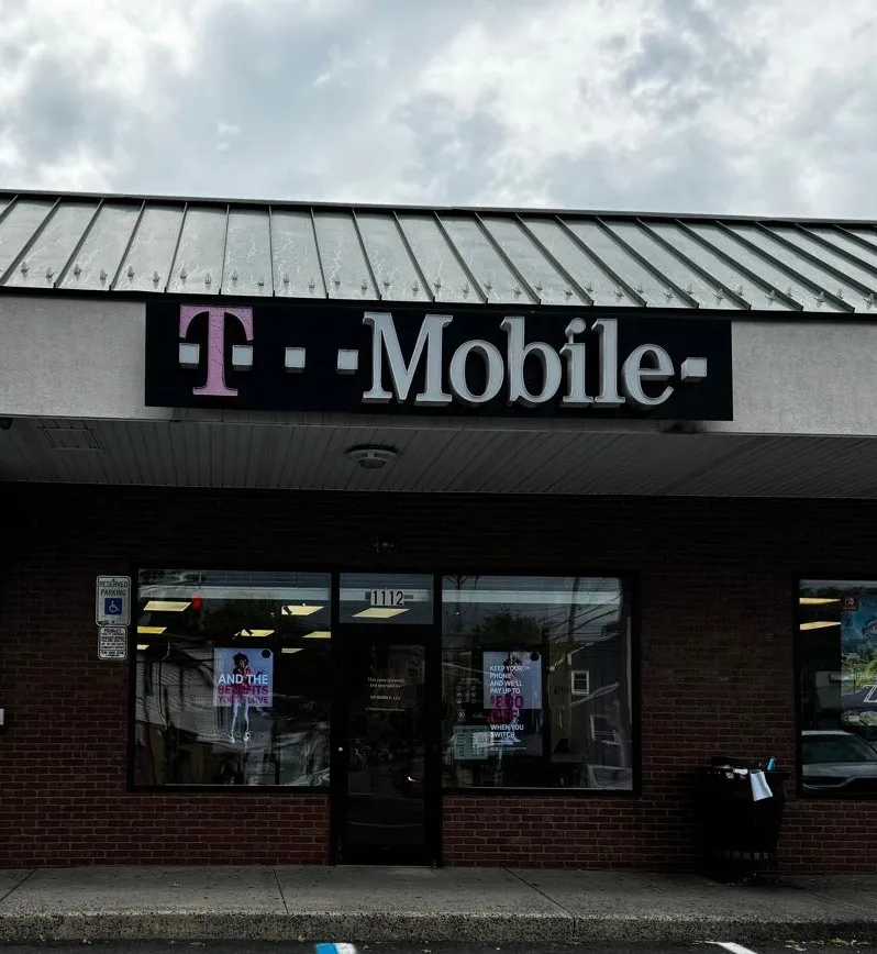  Exterior photo of T-Mobile Store at Liberty Ave & Fitzpatrick St, Hillside, NJ 