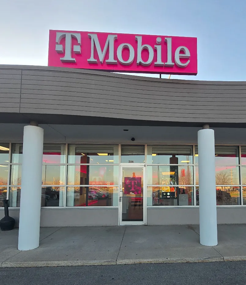  Exterior photo of T-Mobile Store at N Rolling Meadows Dr & W Scott St, Fond Du Lac, WI 