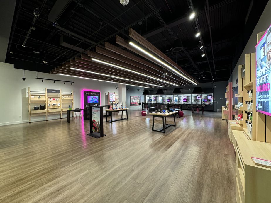Interior photo of T-Mobile Store at Mall of America, Bloomington, MN