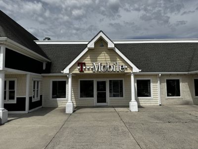 T-Mobile Authorized Retailer