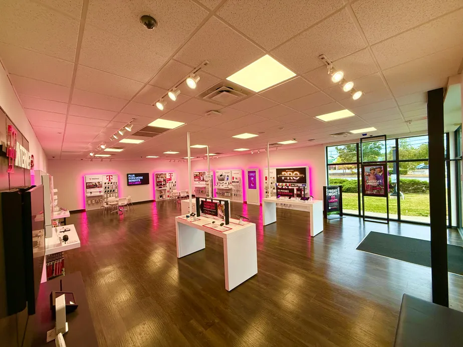  Interior photo of T-Mobile Store at Brunswick, ME, Brunswick, ME 
