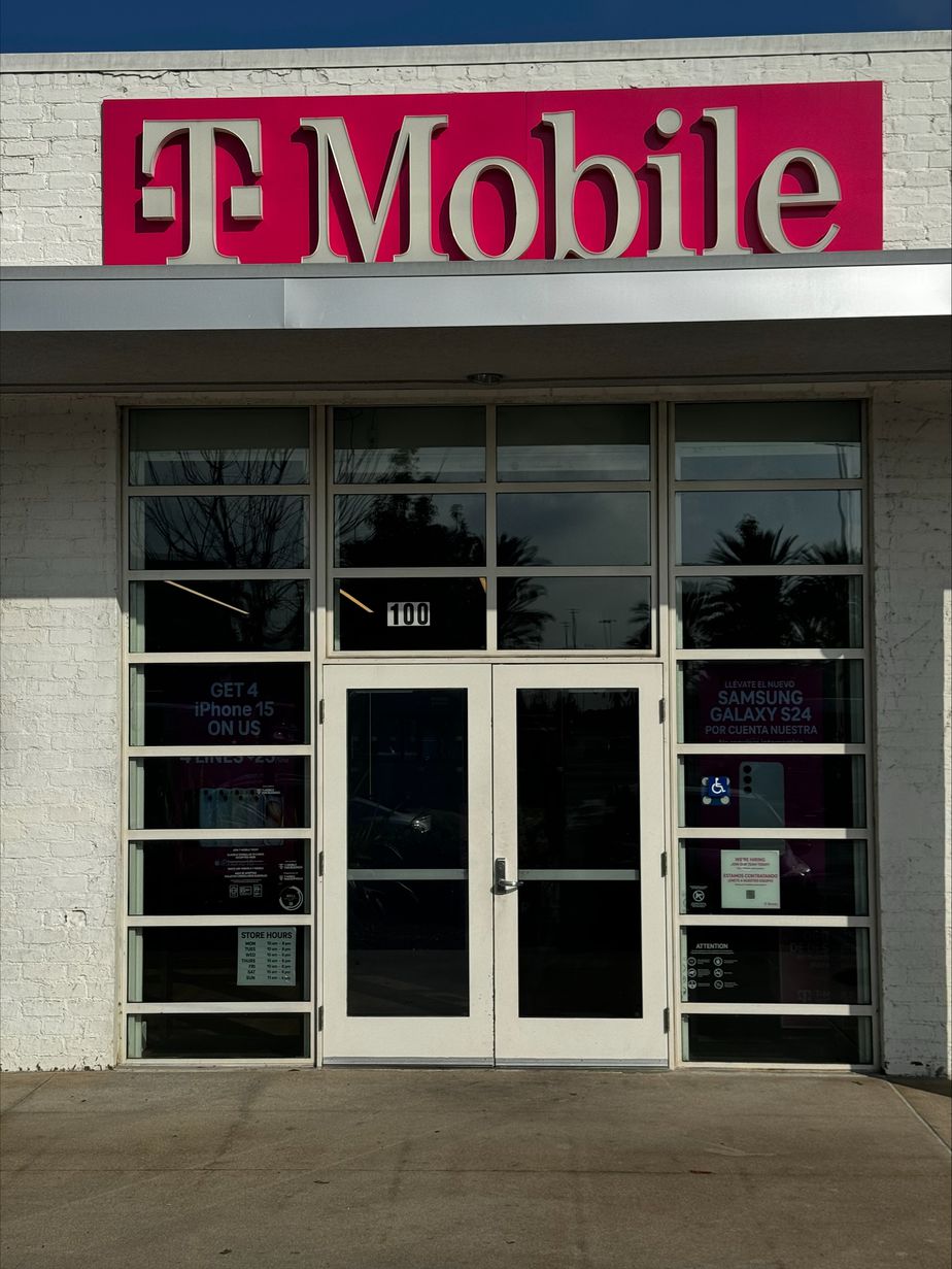Exterior photo of T-Mobile Store at Lakewood Blvd & Alameda St, Downey, CA