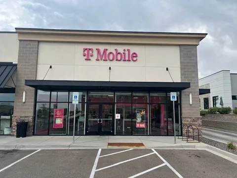  Exterior photo of T-Mobile Store at North Greeley - 71st & 10th St, Greeley, CO 