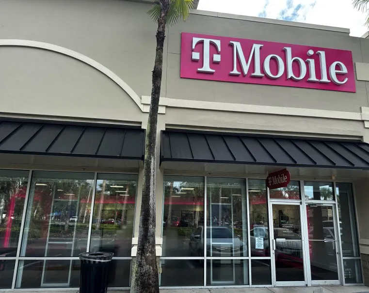  Exterior photo of T-Mobile Store at Doyle Rd & Providence Blvd, Deltona, FL 