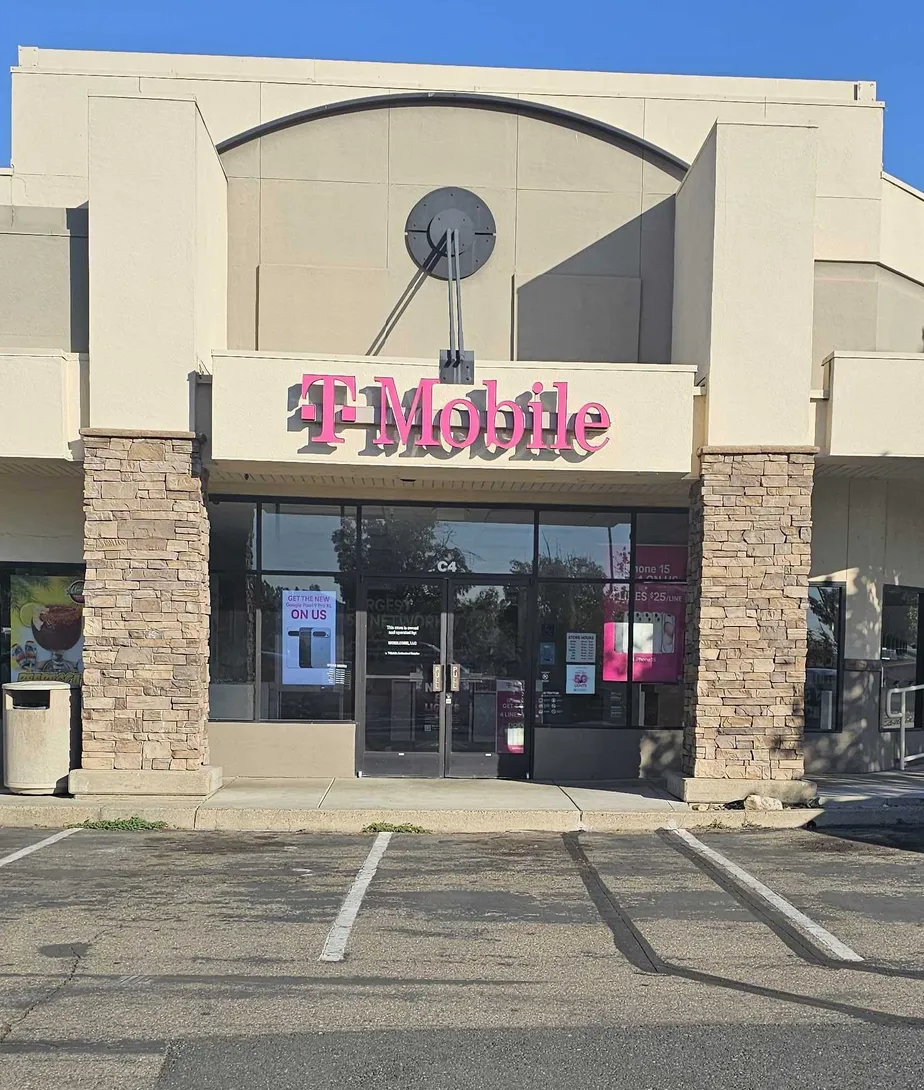  Exterior photo of T-Mobile Store at Churn Creek & Dana, Redding, CA 