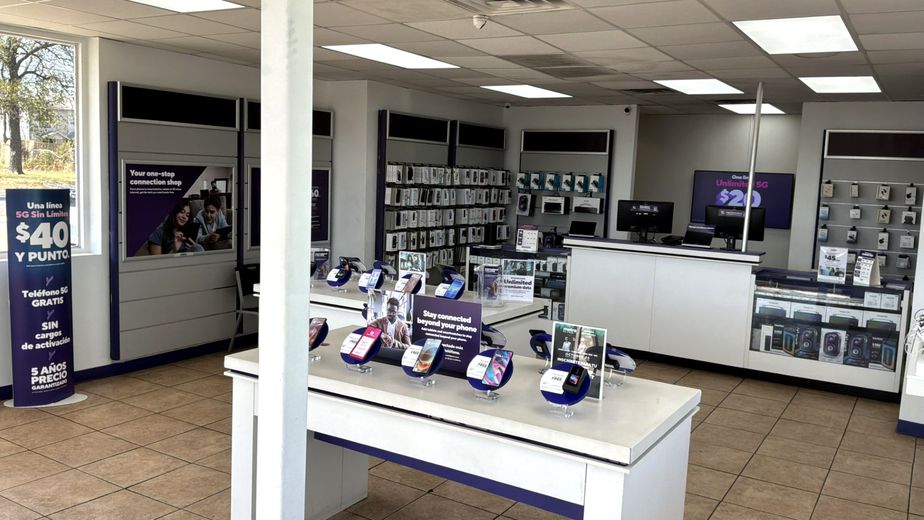 Metro by T-Mobile 601 E Allen Ave - 601 E Allen Ave 