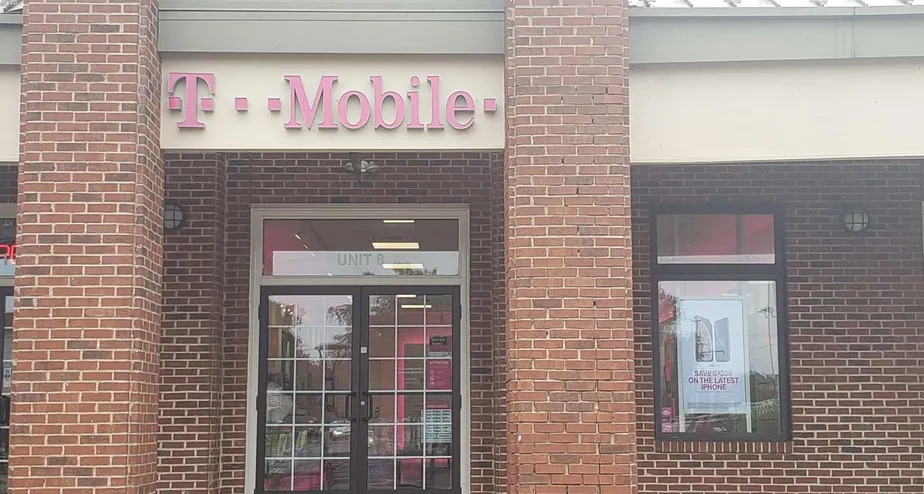 Exterior photo of T-Mobile store at Old Dublin Pike & N Main St, Doylestown, PA