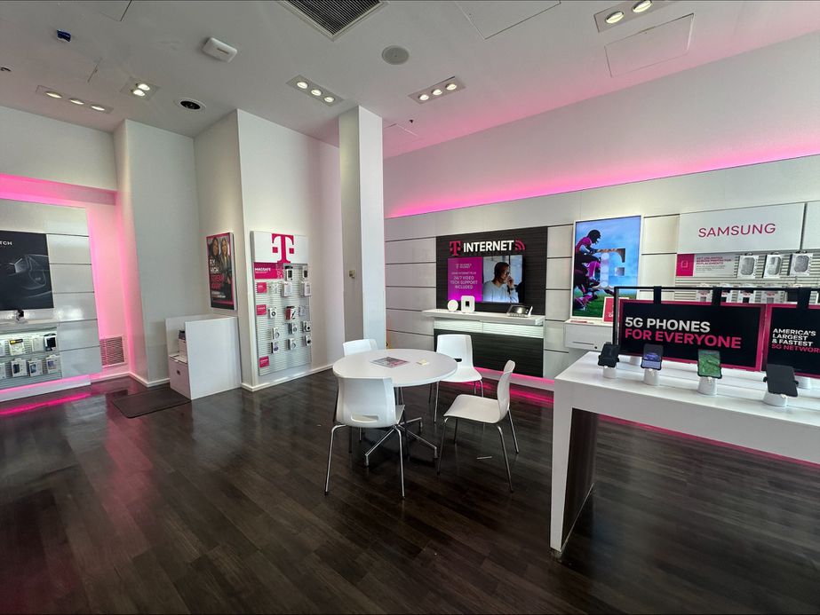 Interior photo of T-Mobile Store at Westfield Old Orchard, Skokie, IL
